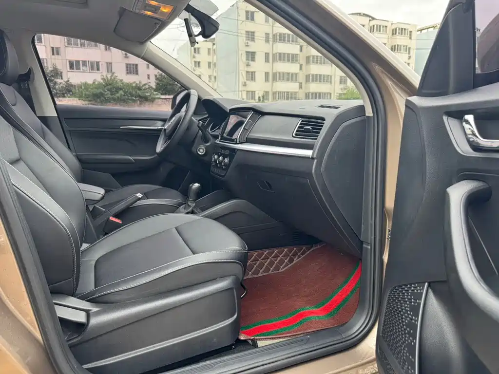 Skoda Kamiq — миниатюра 10