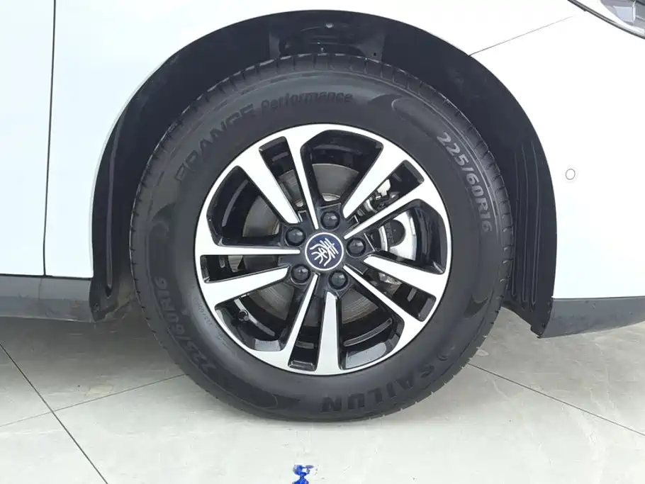 BYD Qin PLUS — миниатюра 6