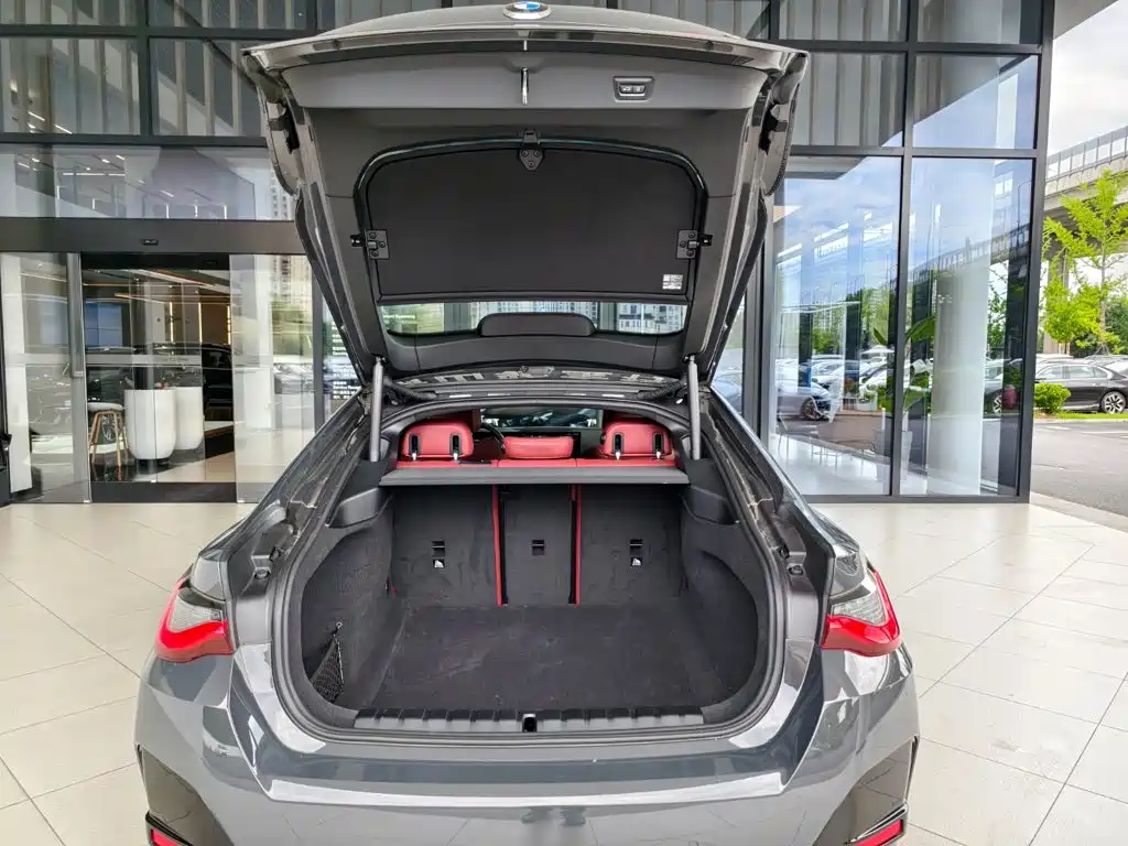 BMW 4 Series — миниатюра 16