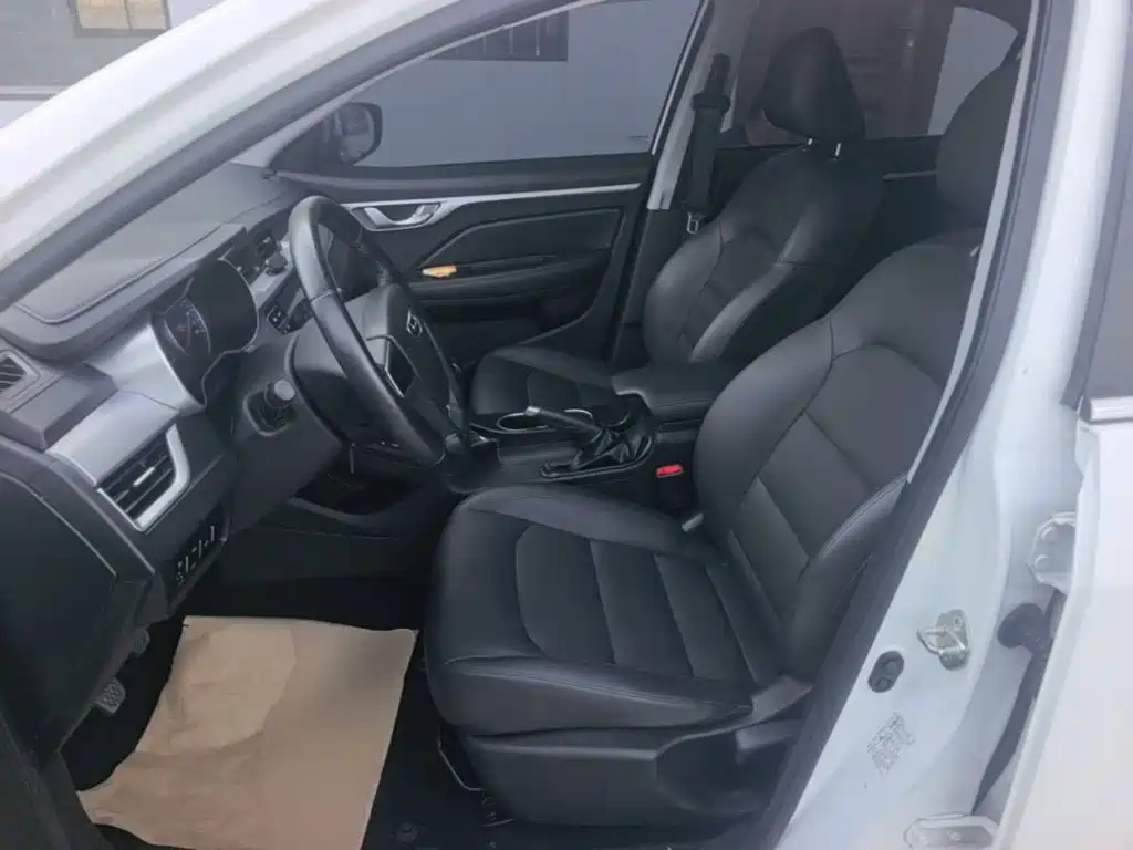 Geely Vision — миниатюра 15