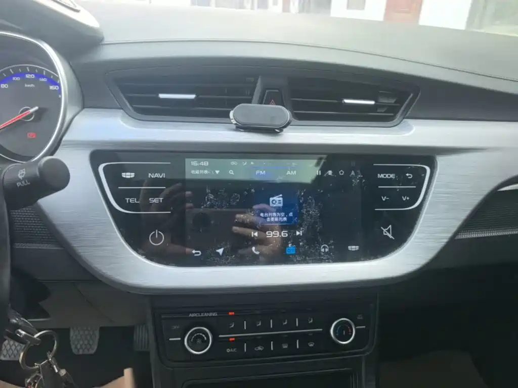 Geely Vision — миниатюра 13