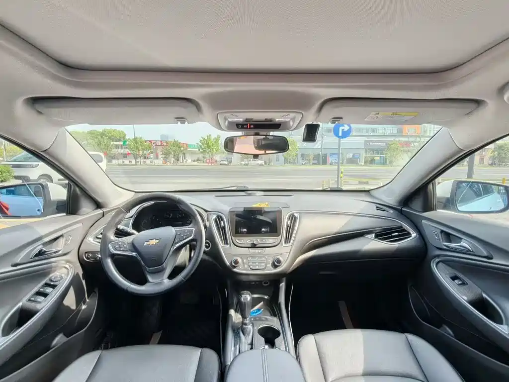 Chevrolet Malibu XL — миниатюра 3
