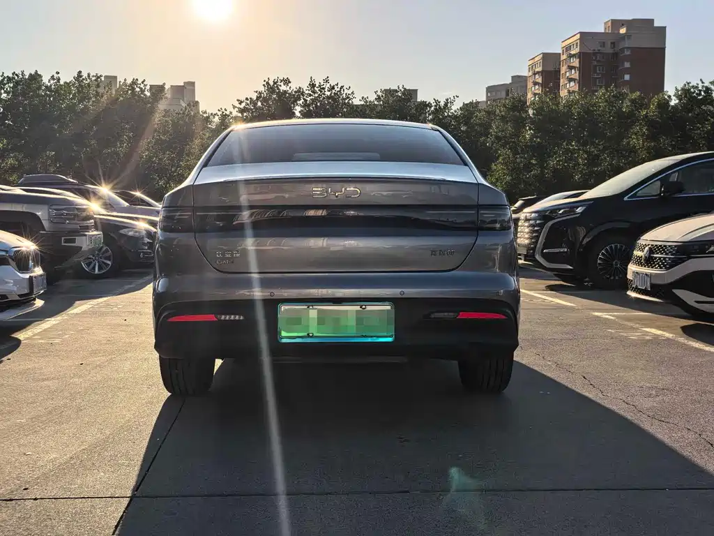 BYD Seal 05 DM-i — миниатюра 10