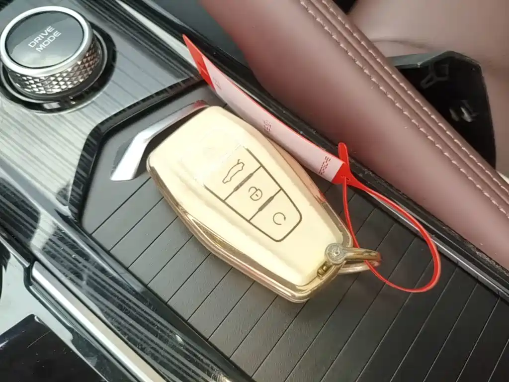Geely Xingyue L — миниатюра 9