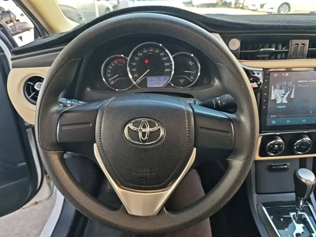 Toyota Corolla — миниатюра 11