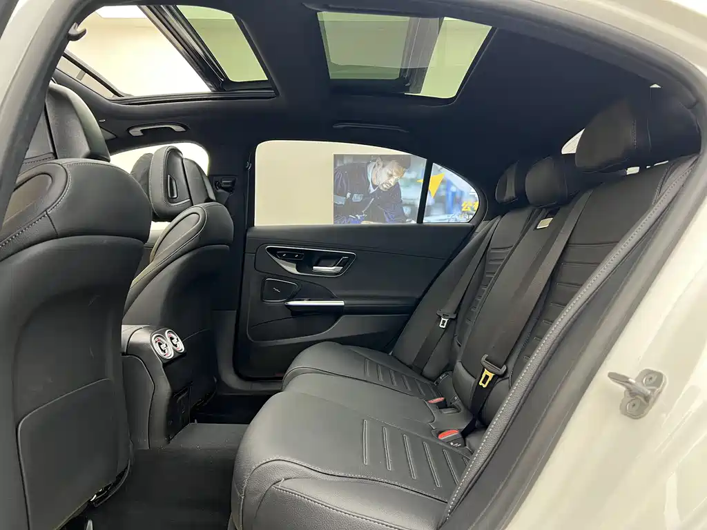 Mercedes-Benz C-Class C 2025 C 260 L Sport