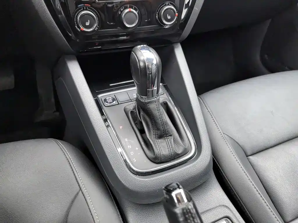 Volkswagen Sagitar — миниатюра 13