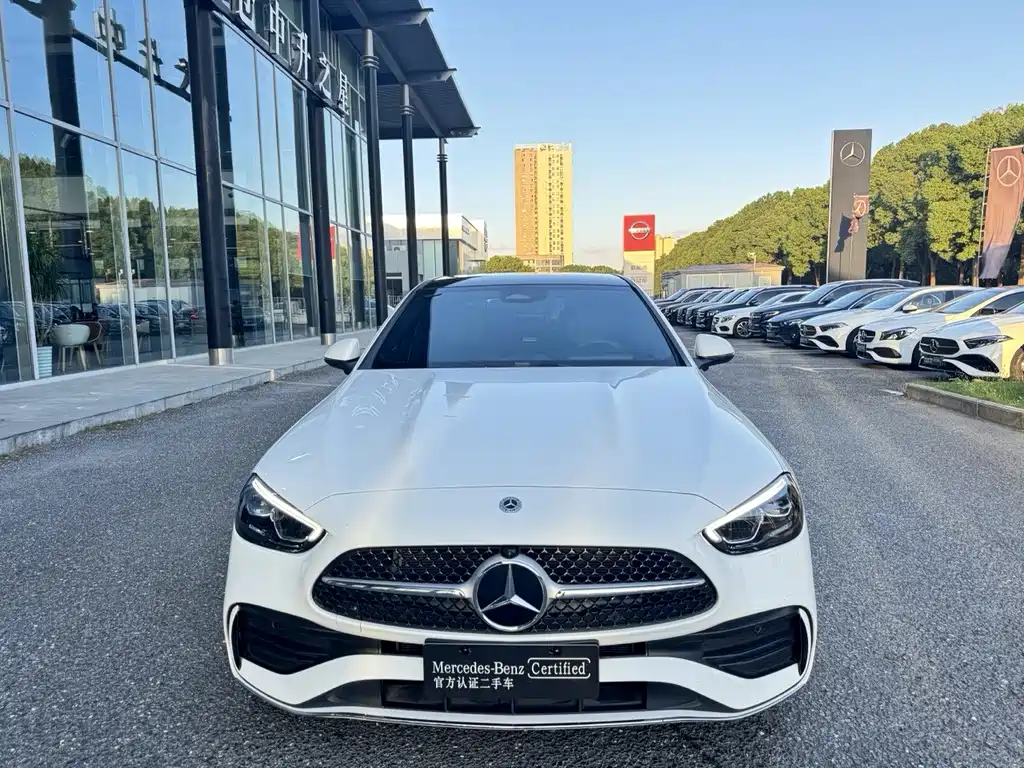 Mercedes-Benz C-Class — миниатюра 2
