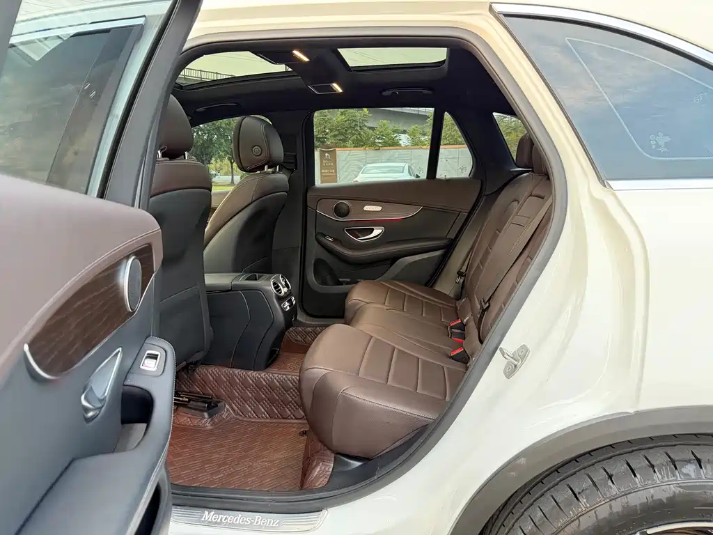 Mercedes-Benz GLC — миниатюра 17