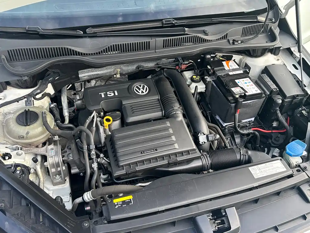 Volkswagen Golf Sportsvan — миниатюра 26
