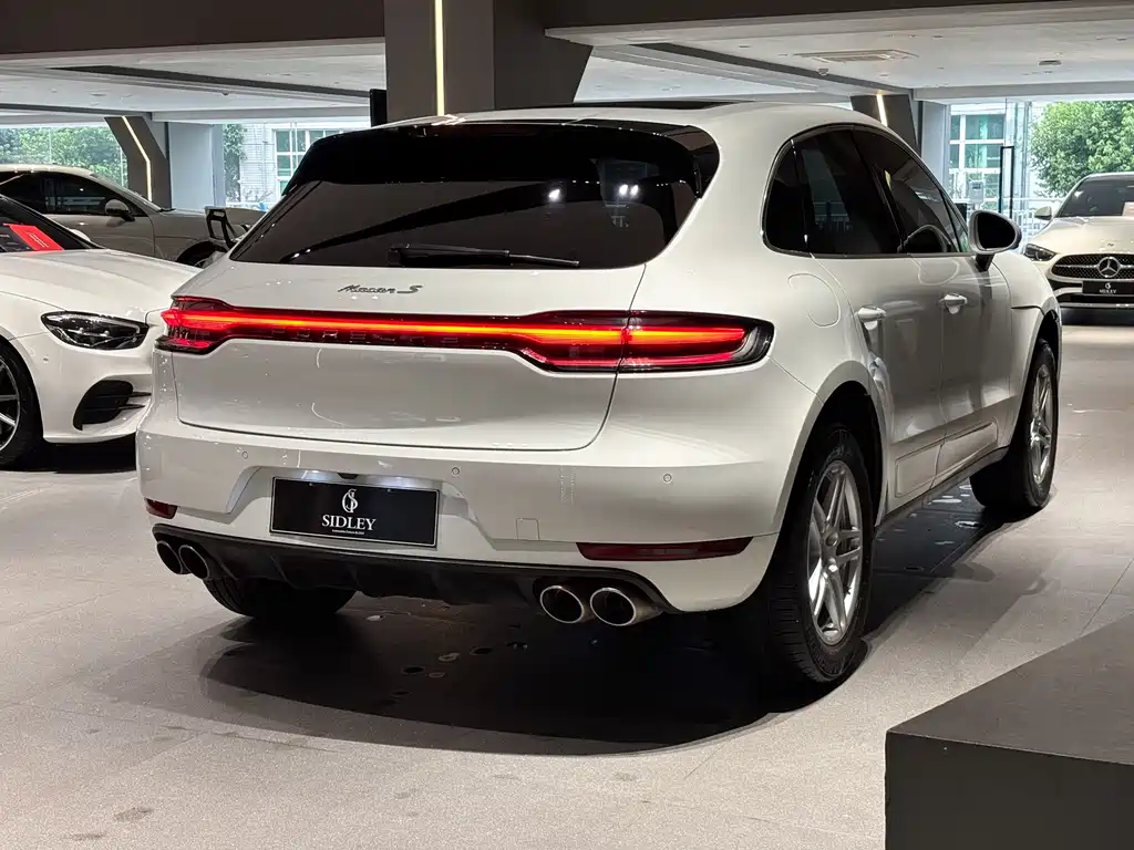 Porsche Macan — миниатюра 7