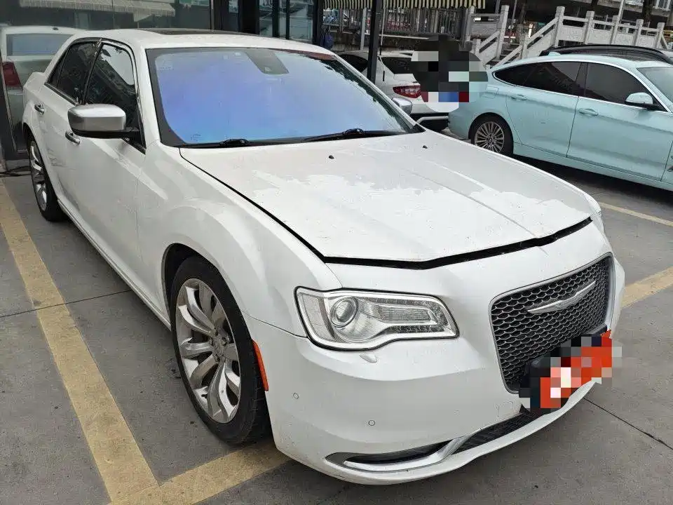 Chrysler 300C — миниатюра 2