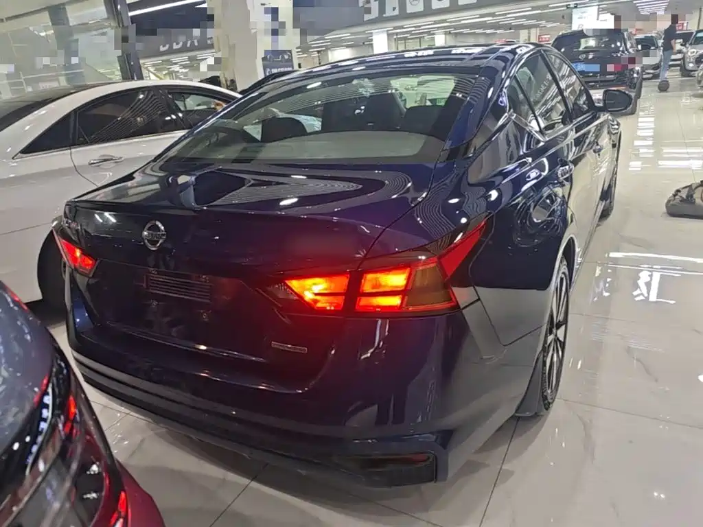 Nissan Teana — миниатюра 6