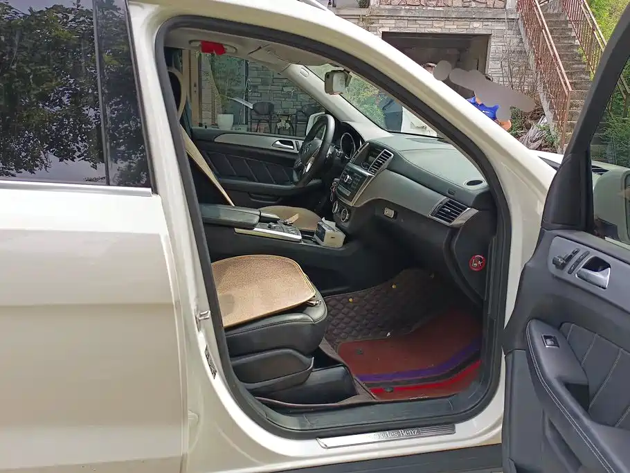 Mercedes-Benz GL-Class — миниатюра 8