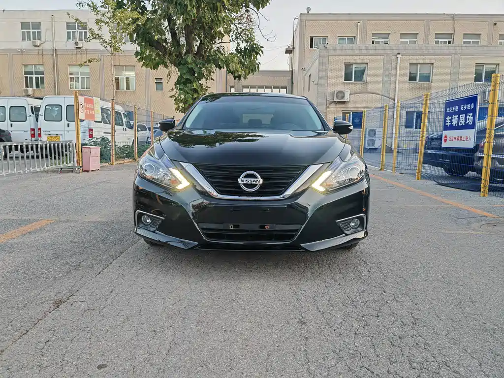 Nissan Teana — миниатюра 2