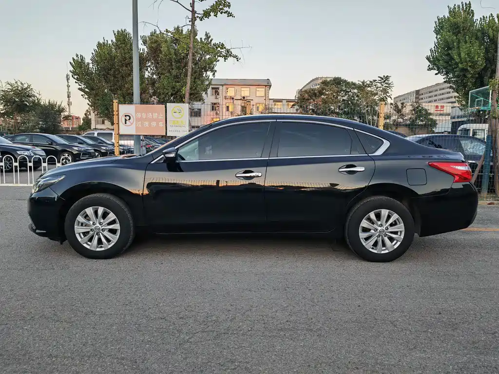 Nissan Teana — миниатюра 16