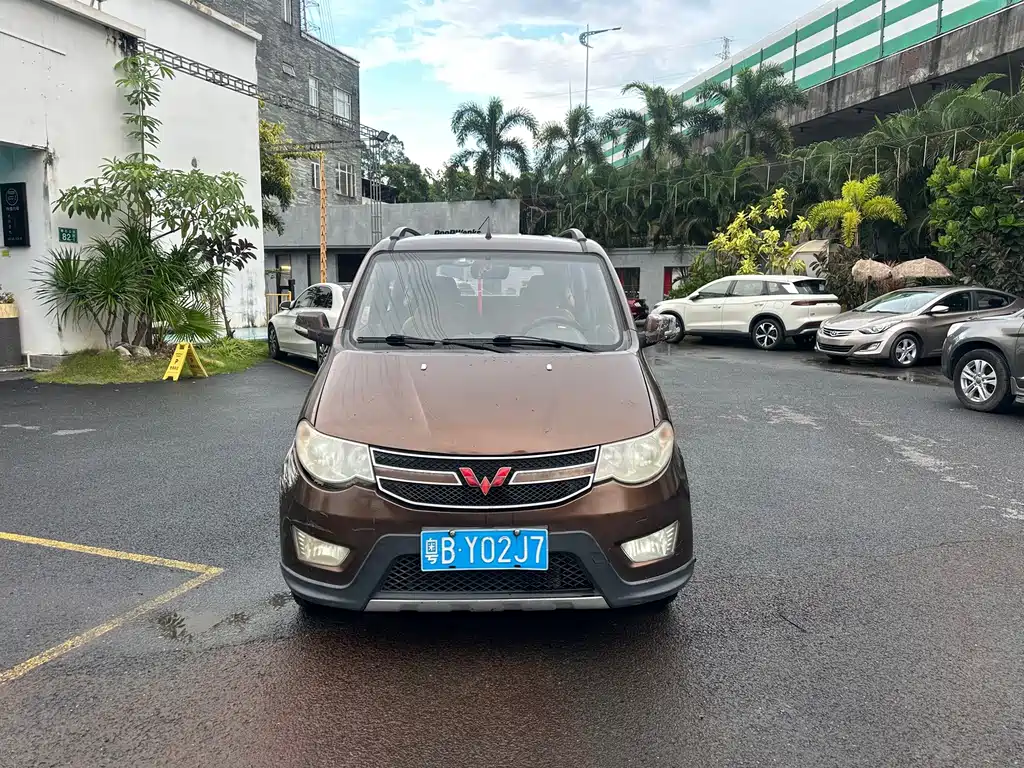 Wuling Hongguang — миниатюра 2