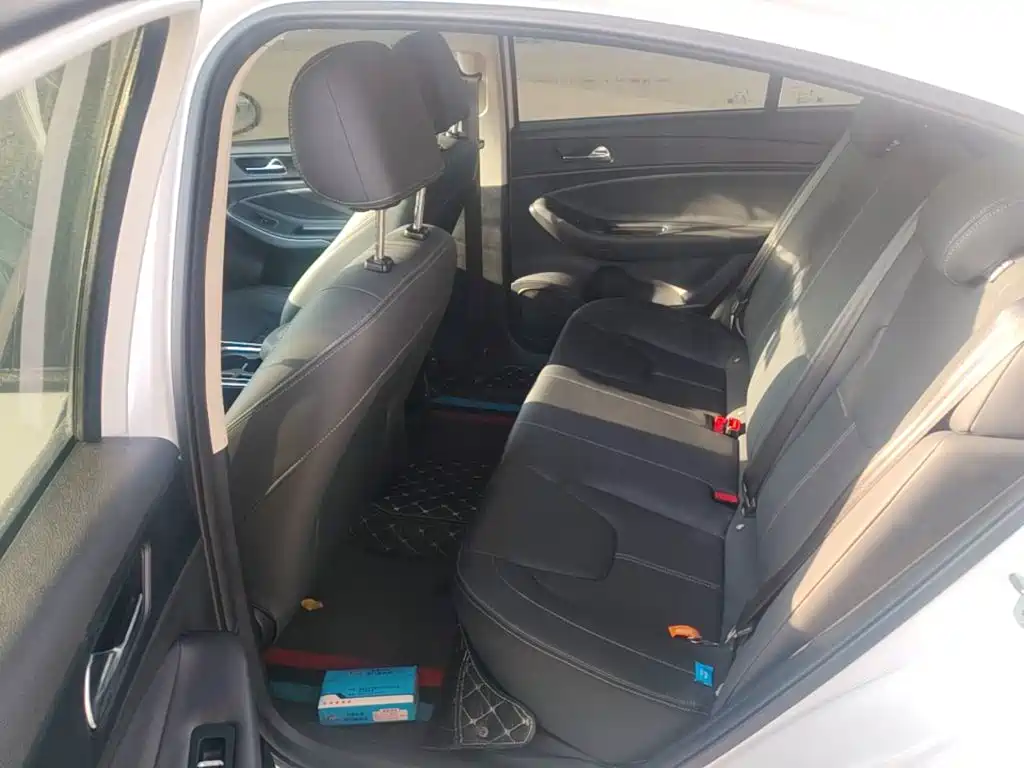 Chery Arrizo 5 — миниатюра 17