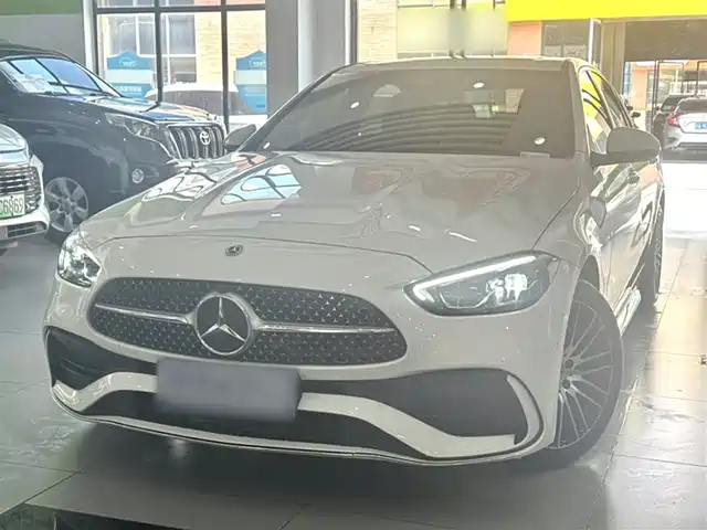 MERCEDES-BENZ  C CLASS 2024