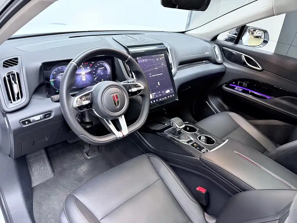 Hongqi Hongqi HS3 PHEV — миниатюра 6