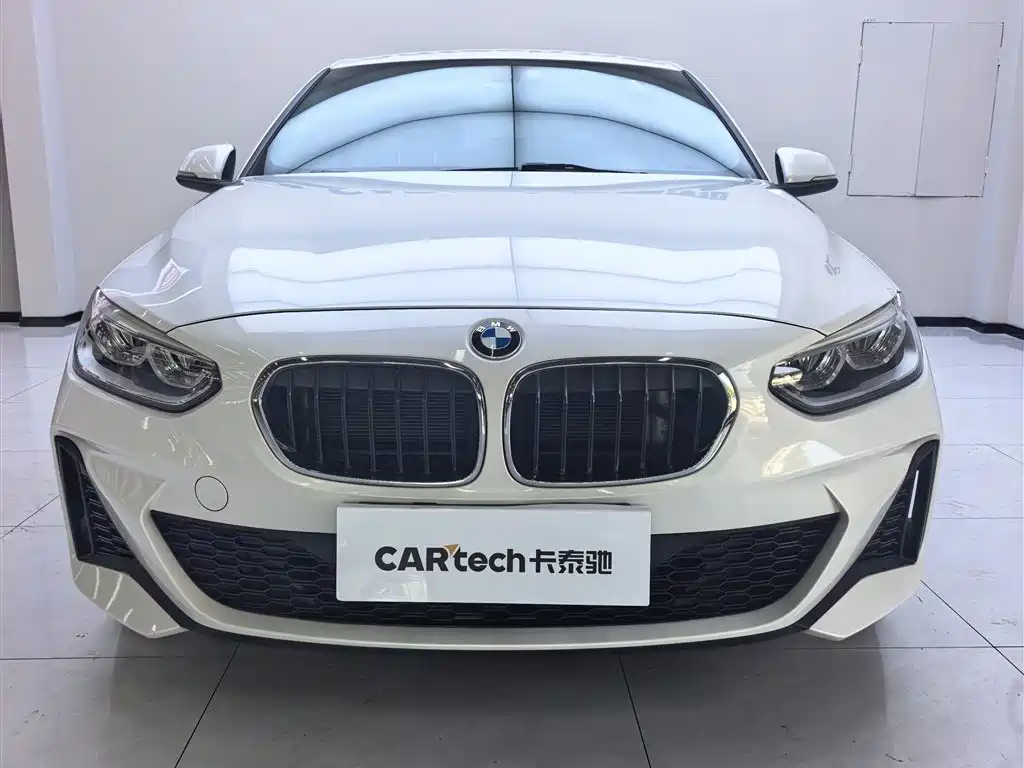 BMW 1 Series 2021