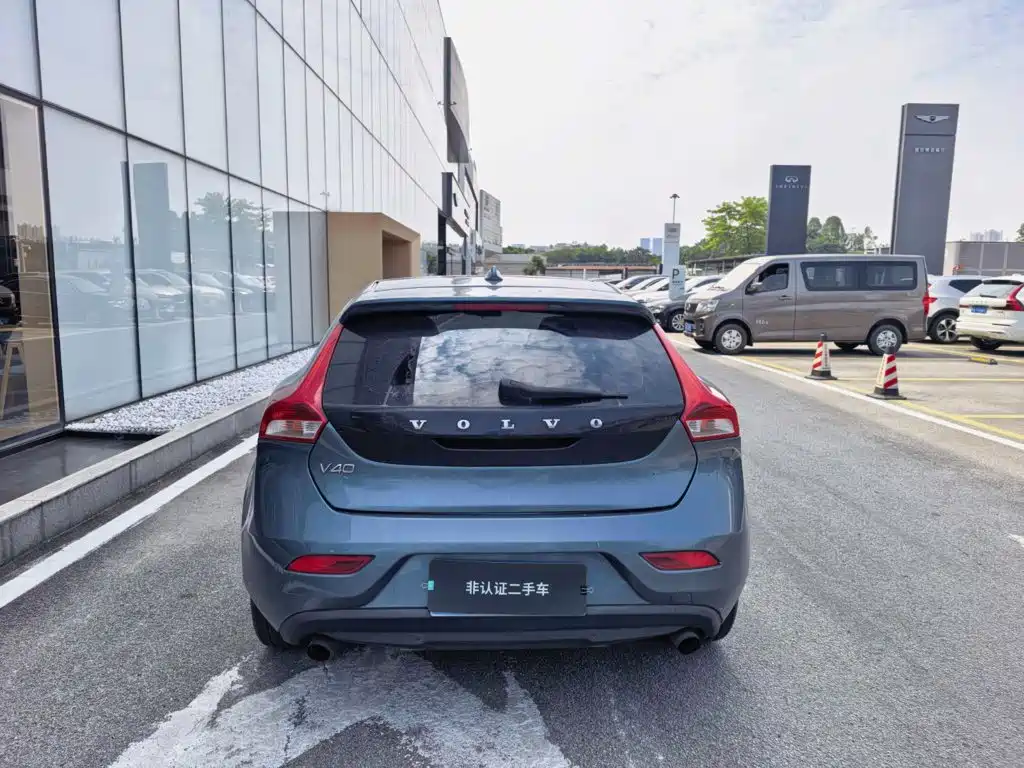 Volvo V40 — миниатюра 7