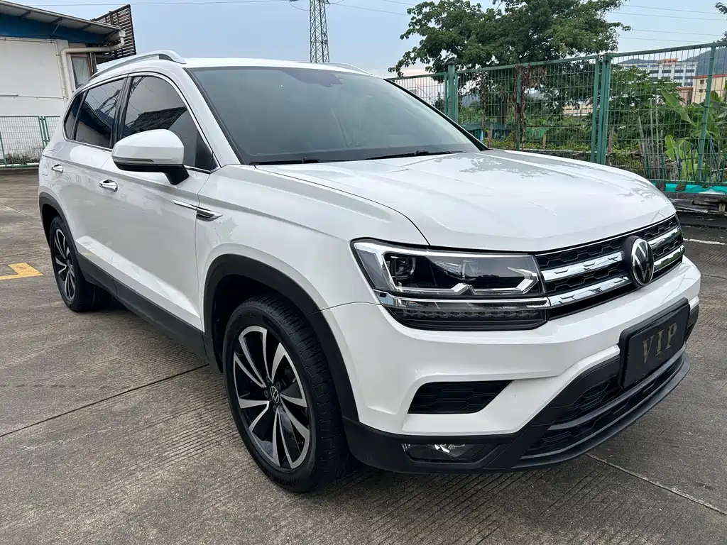 Volkswagen Tharu — миниатюра 3