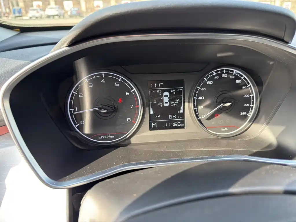 GEELY AUTOMOBILE BINYUE