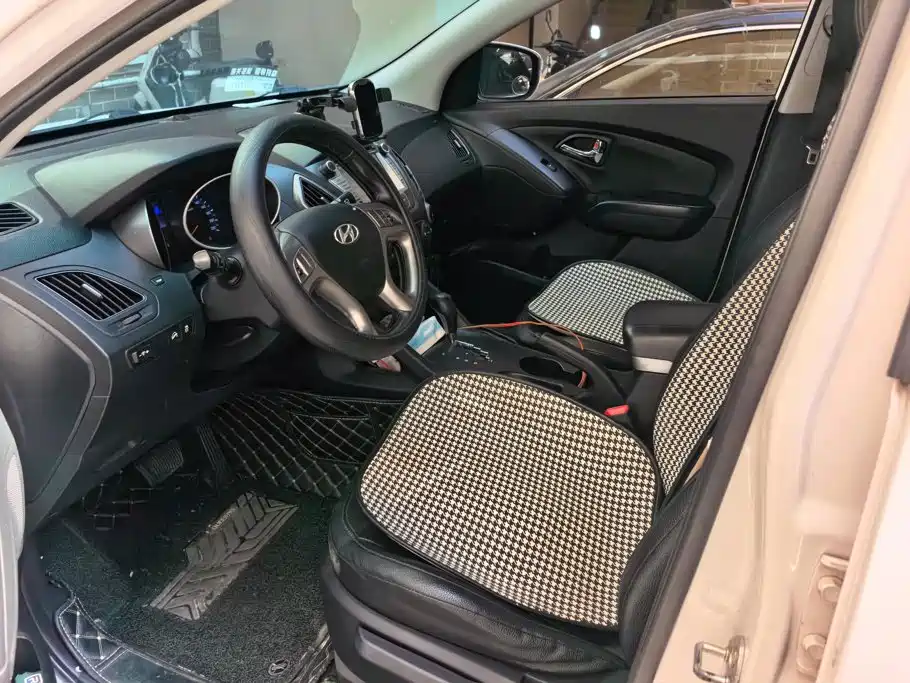 Hyundai ix35 — миниатюра 9