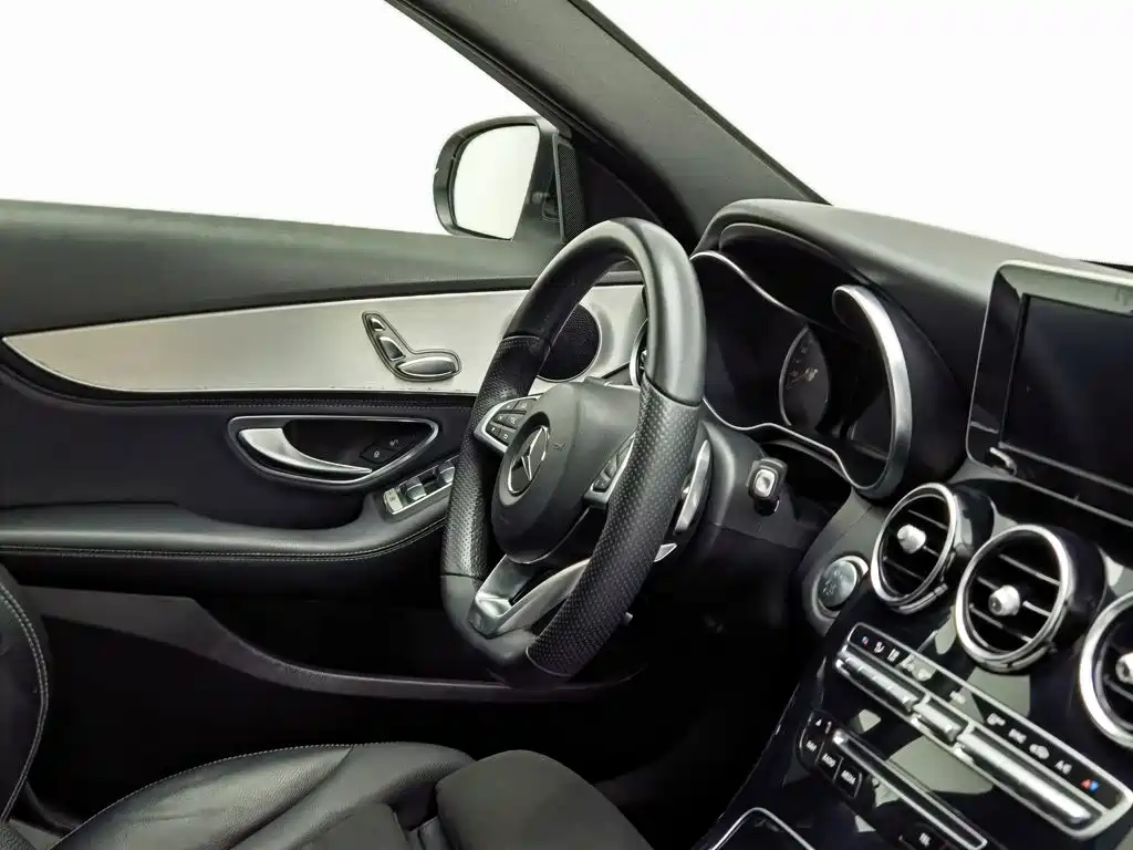 Mercedes-Benz C-Class — миниатюра 22