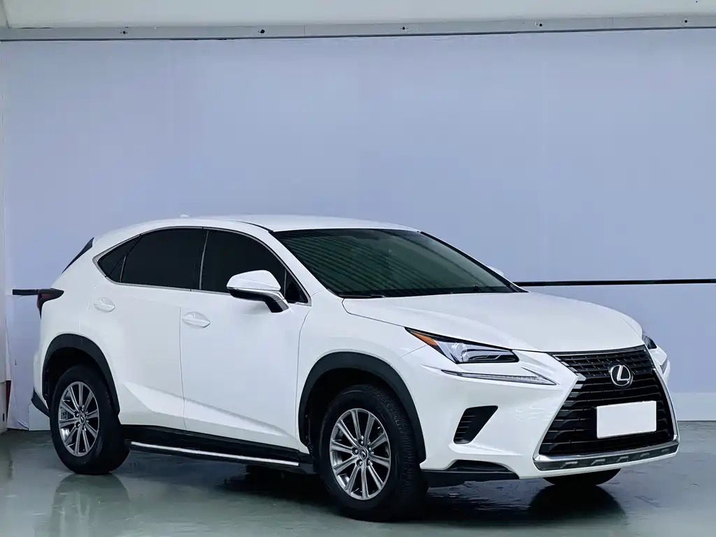 Lexus NX — миниатюра 3