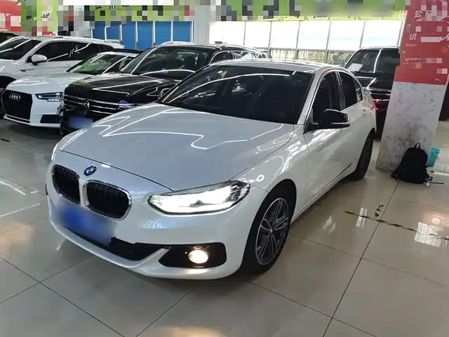 BMW  1 SERIES 2018