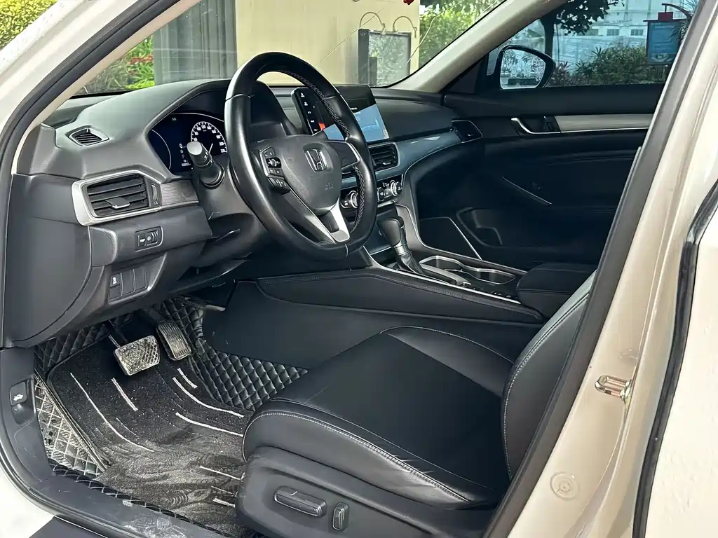 Honda Accord 2022 260TURBO
