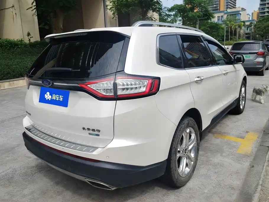 Ford Edge — миниатюра 3