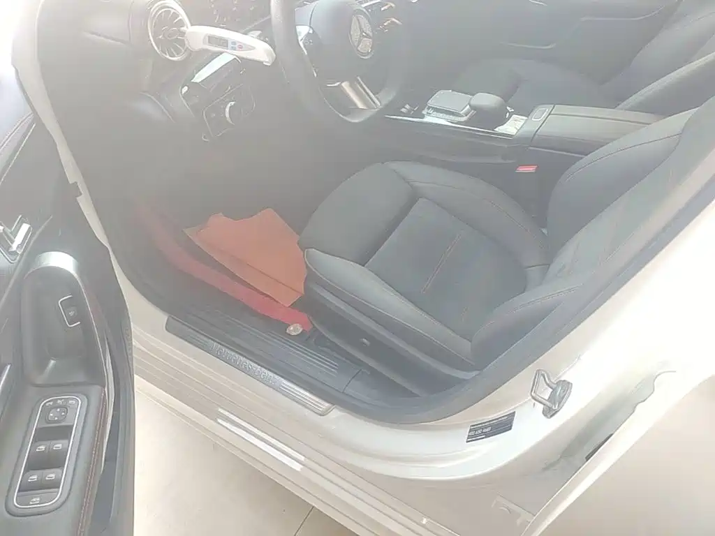 Mercedes-Benz A-Class — миниатюра 16