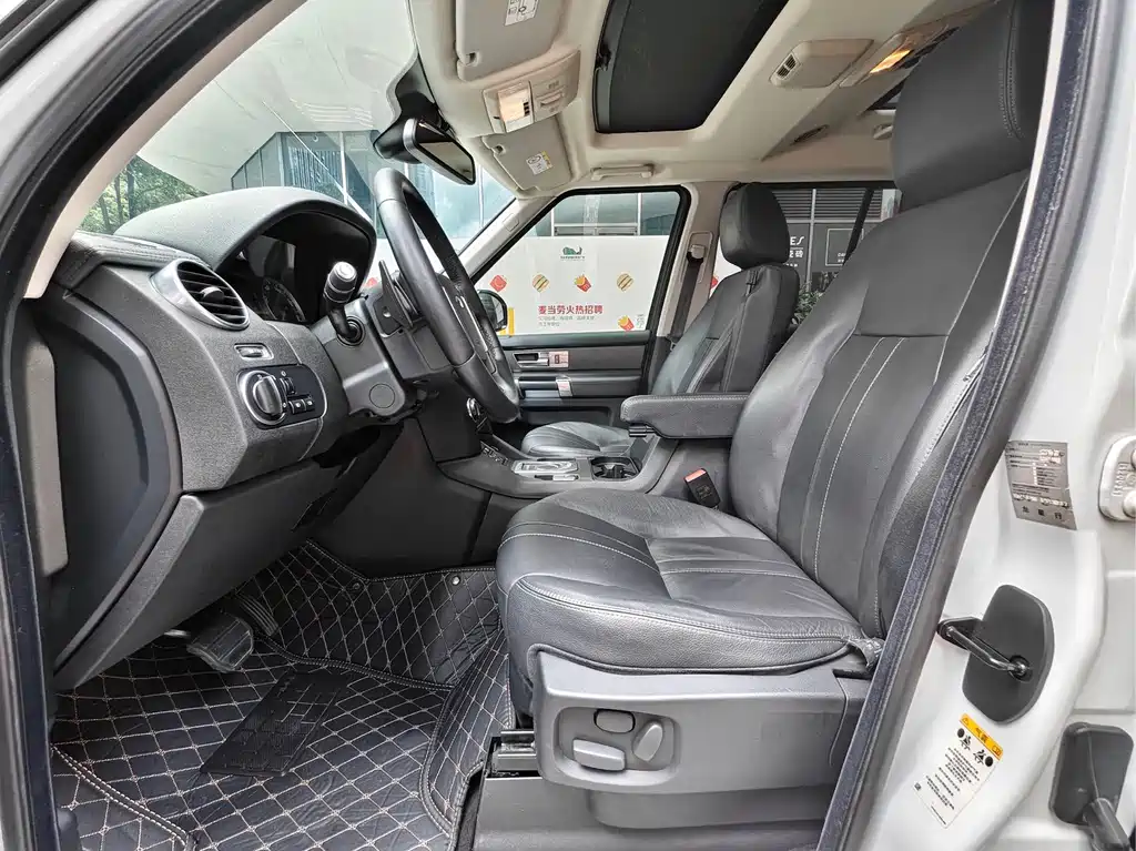 Land Rover Discovery — миниатюра 6