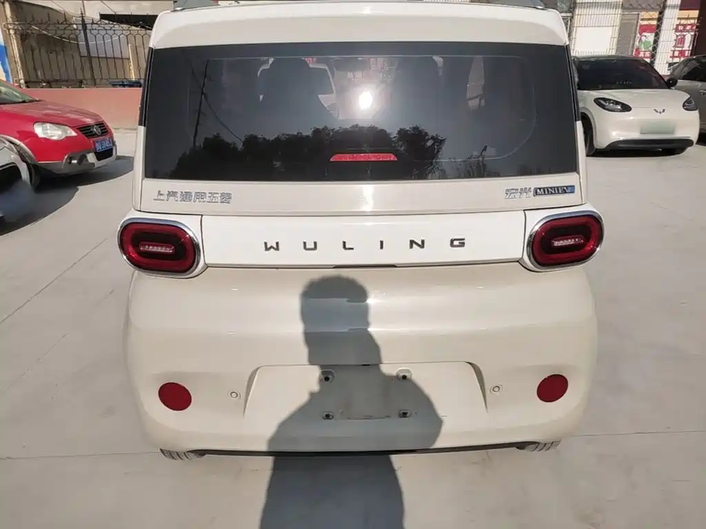 Wuling MINIEV — миниатюра 6