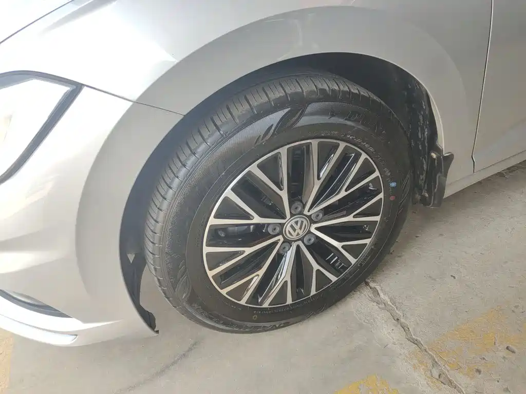 Volkswagen Sagitar — миниатюра 23