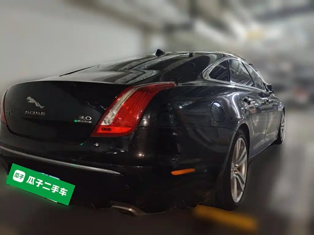 Jaguar XJ — миниатюра 4