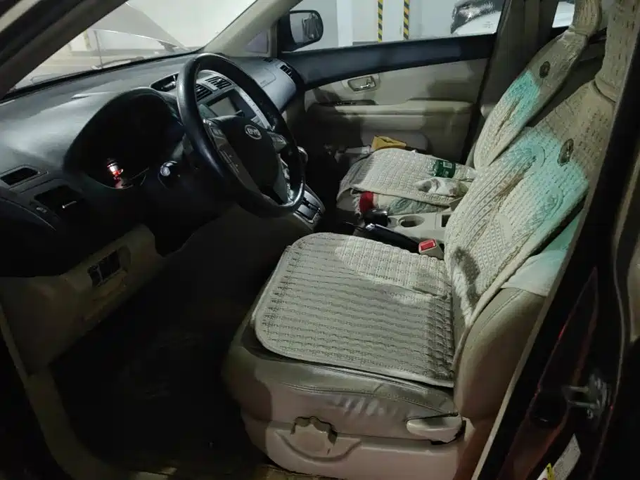 BYD S6 — миниатюра 9