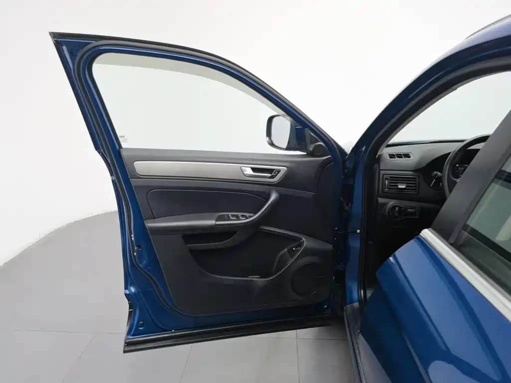 Qoros Qoros 5 — миниатюра 8