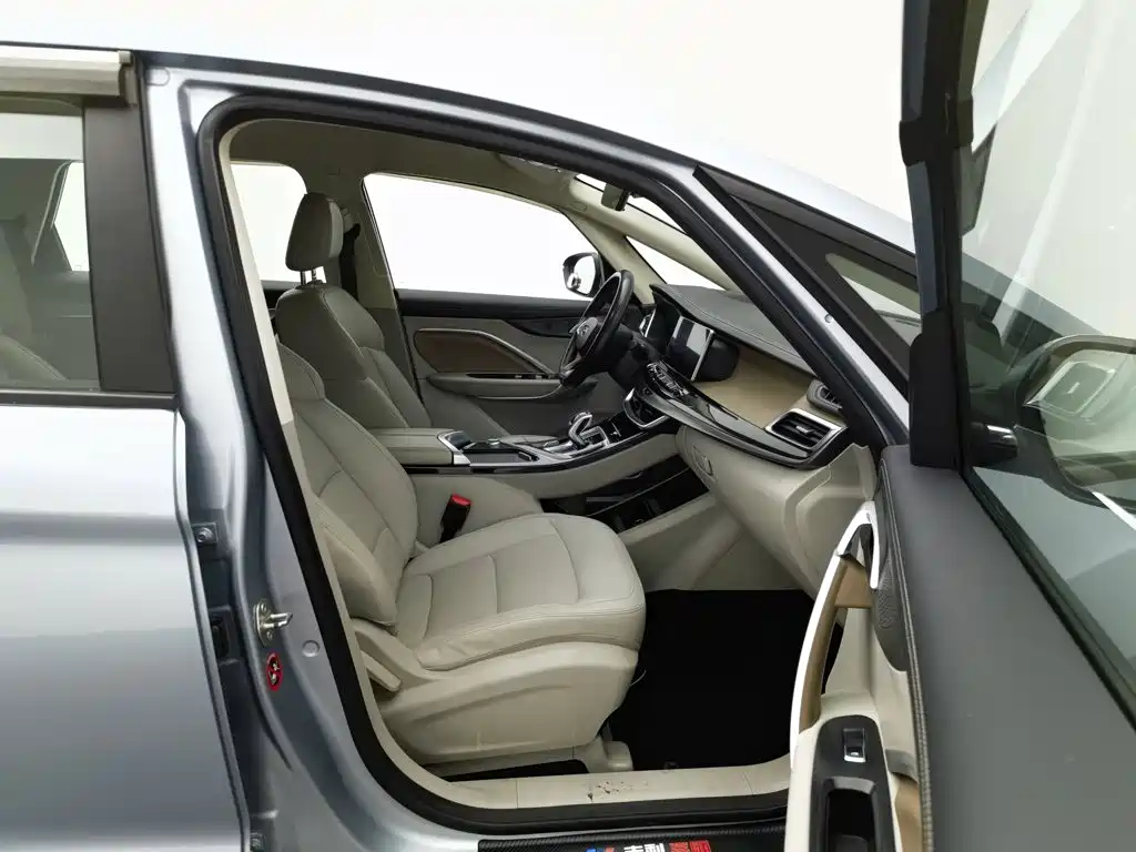 Geely Jia Ji — миниатюра 23
