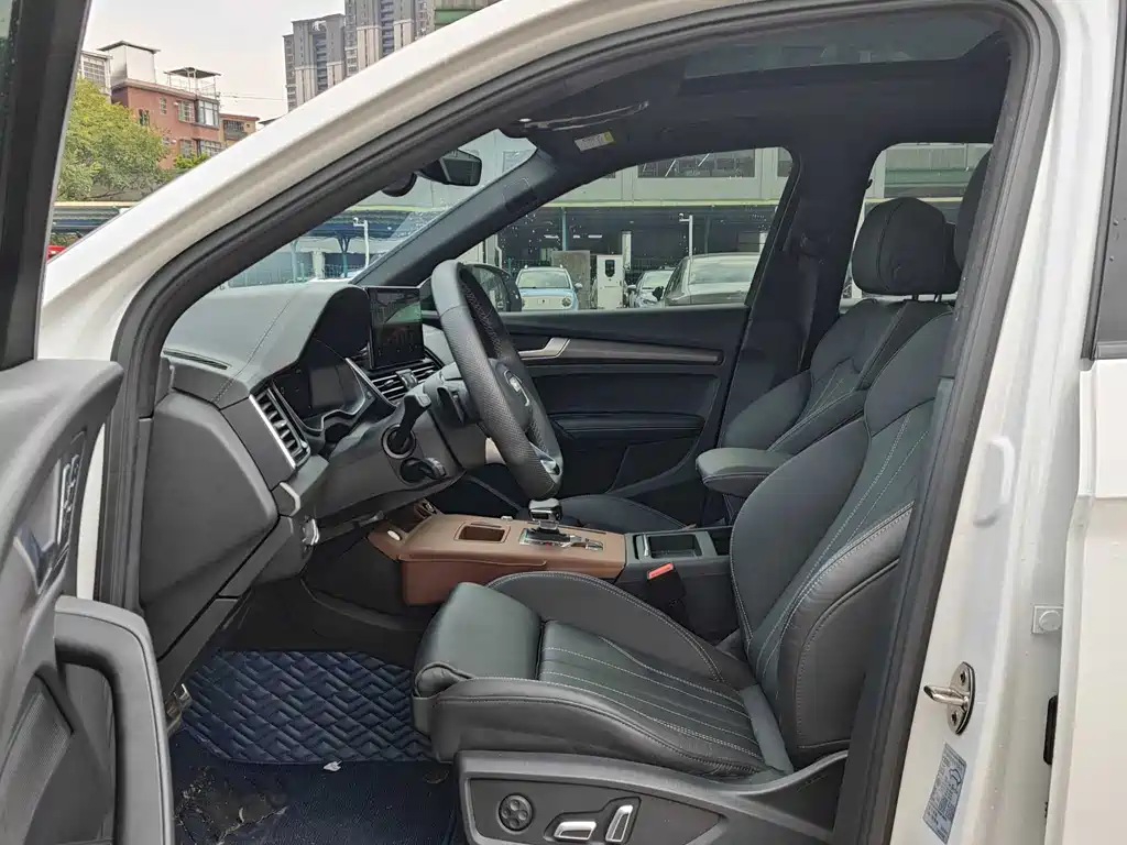 Audi Q5L — миниатюра 8