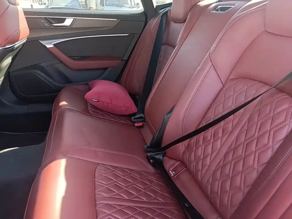Audi A7L — миниатюра 17