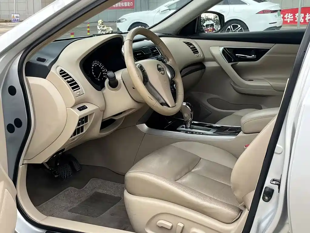 Nissan Teana — миниатюра 5