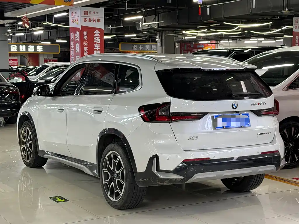 BMW X1 — миниатюра 6