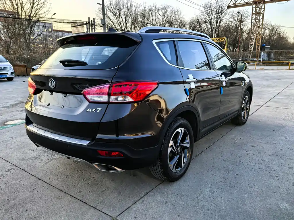 DONGFENG AX7