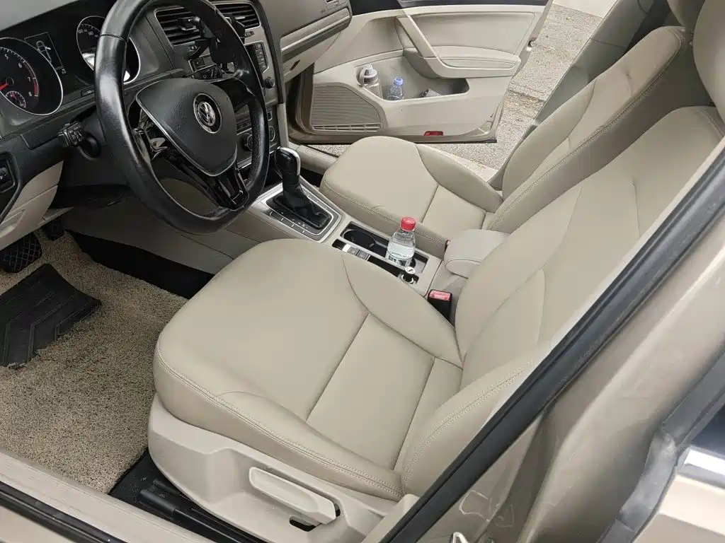 Volkswagen Golf — миниатюра 11