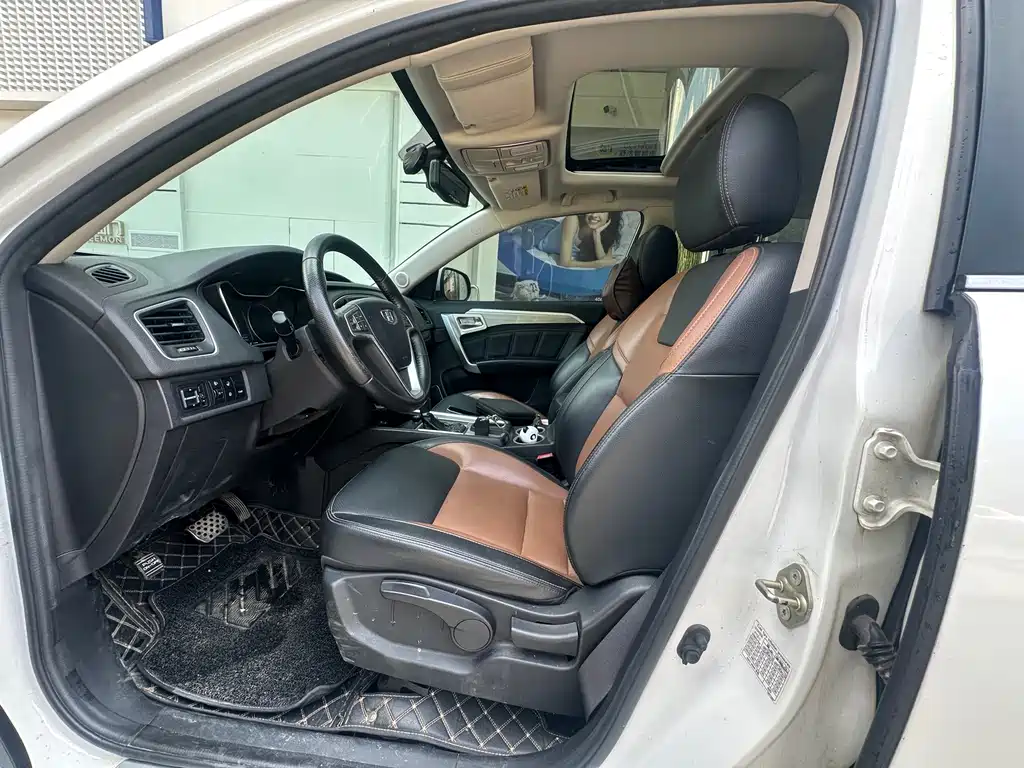 Geely Vision X6 — миниатюра 4