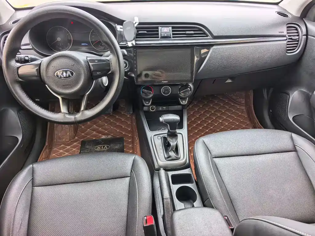 Kia K2 — миниатюра 6